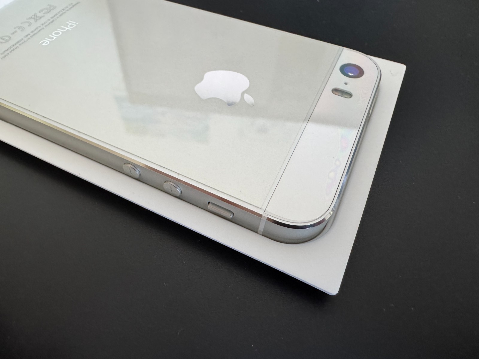 Apple iPhone 5s 32GB Silver A1457 Unlocked Open Box New w/ Original Box