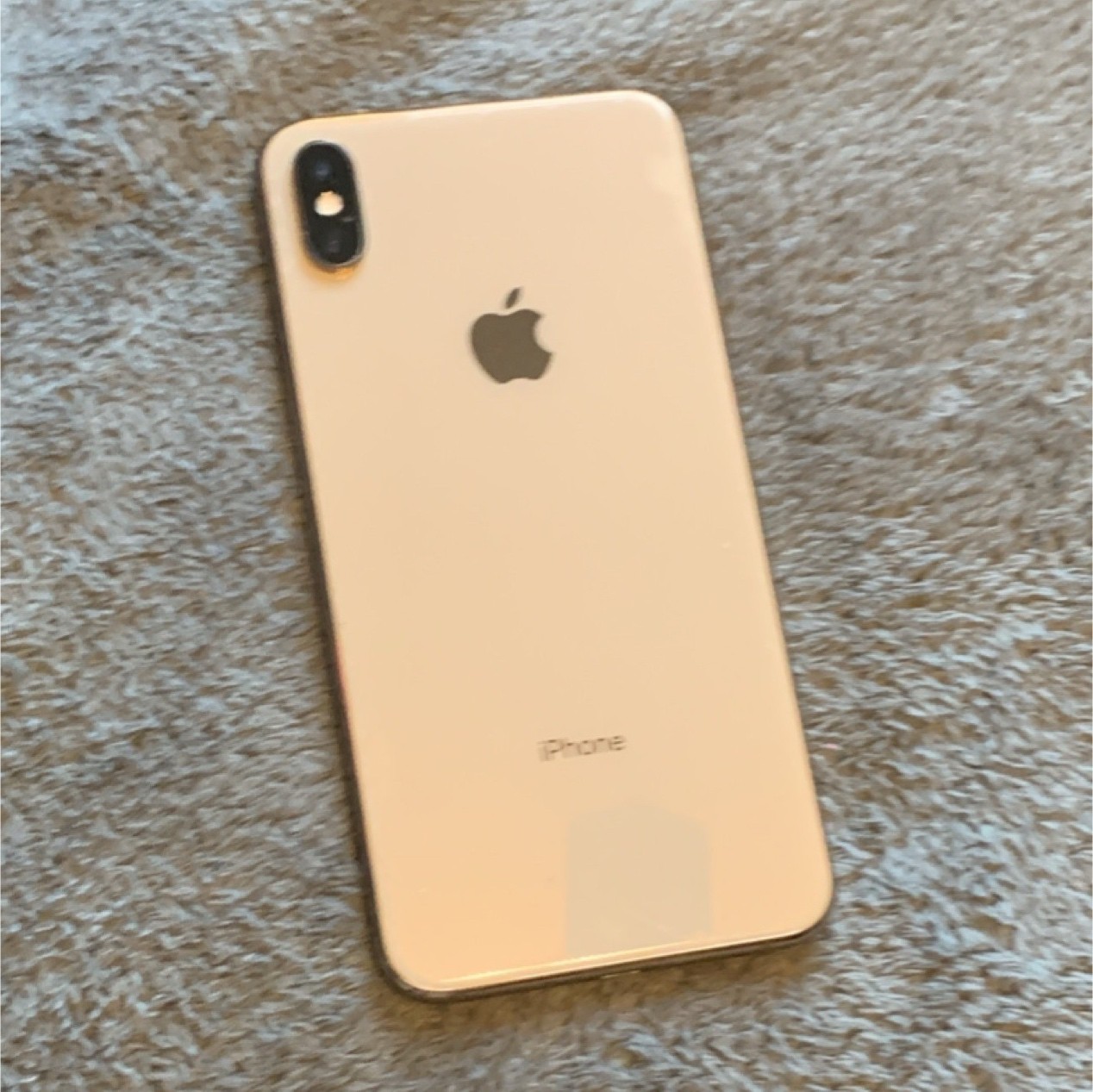 Apple iPhone XS Gold 12MP Hexa Core 5.8″ iOS Smartphone