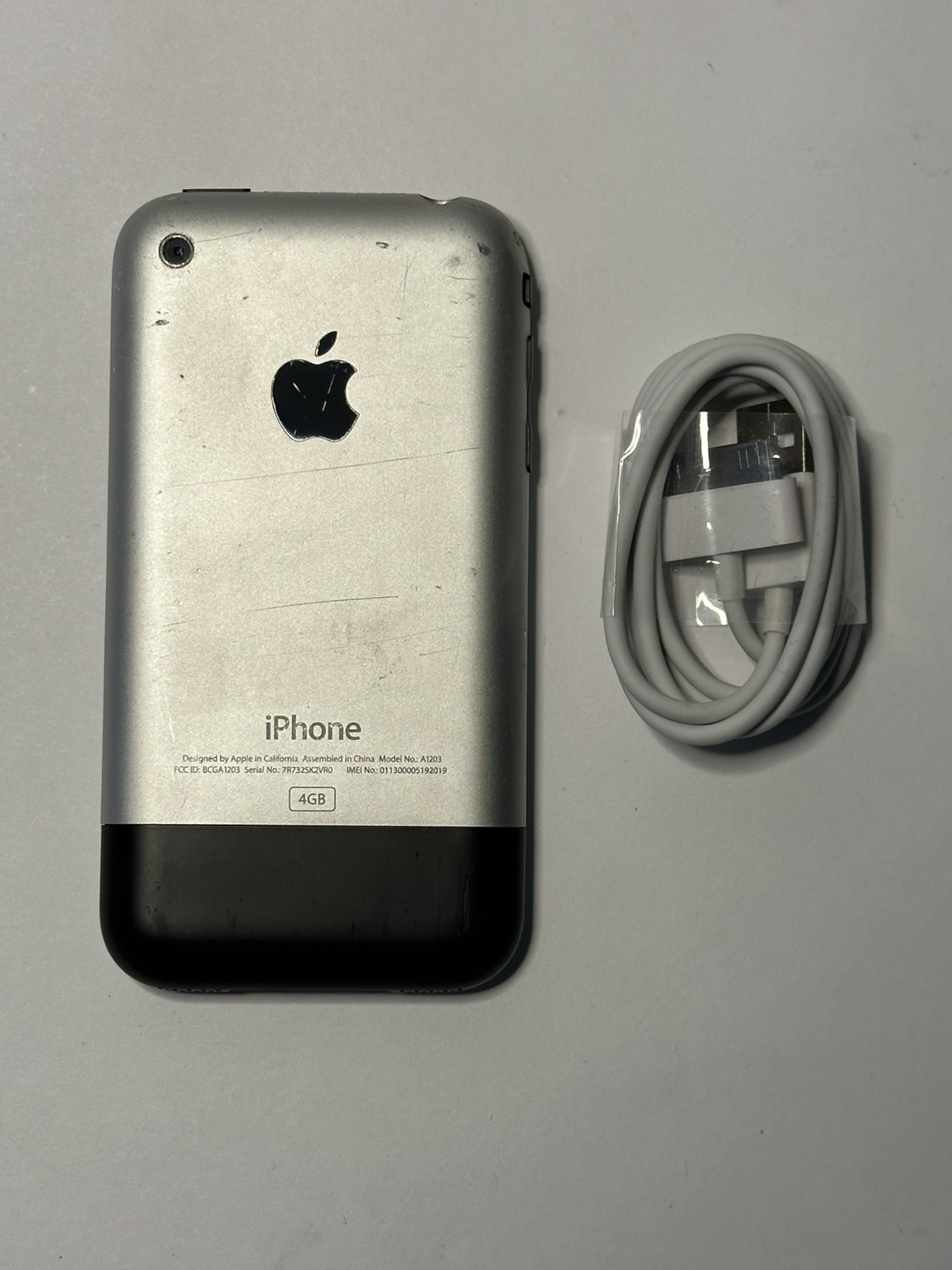 Rare iOS 1.0 Apple iPhone 1st Generation – 4GB – Black A1203 (GSM) 2G MA501LL/A