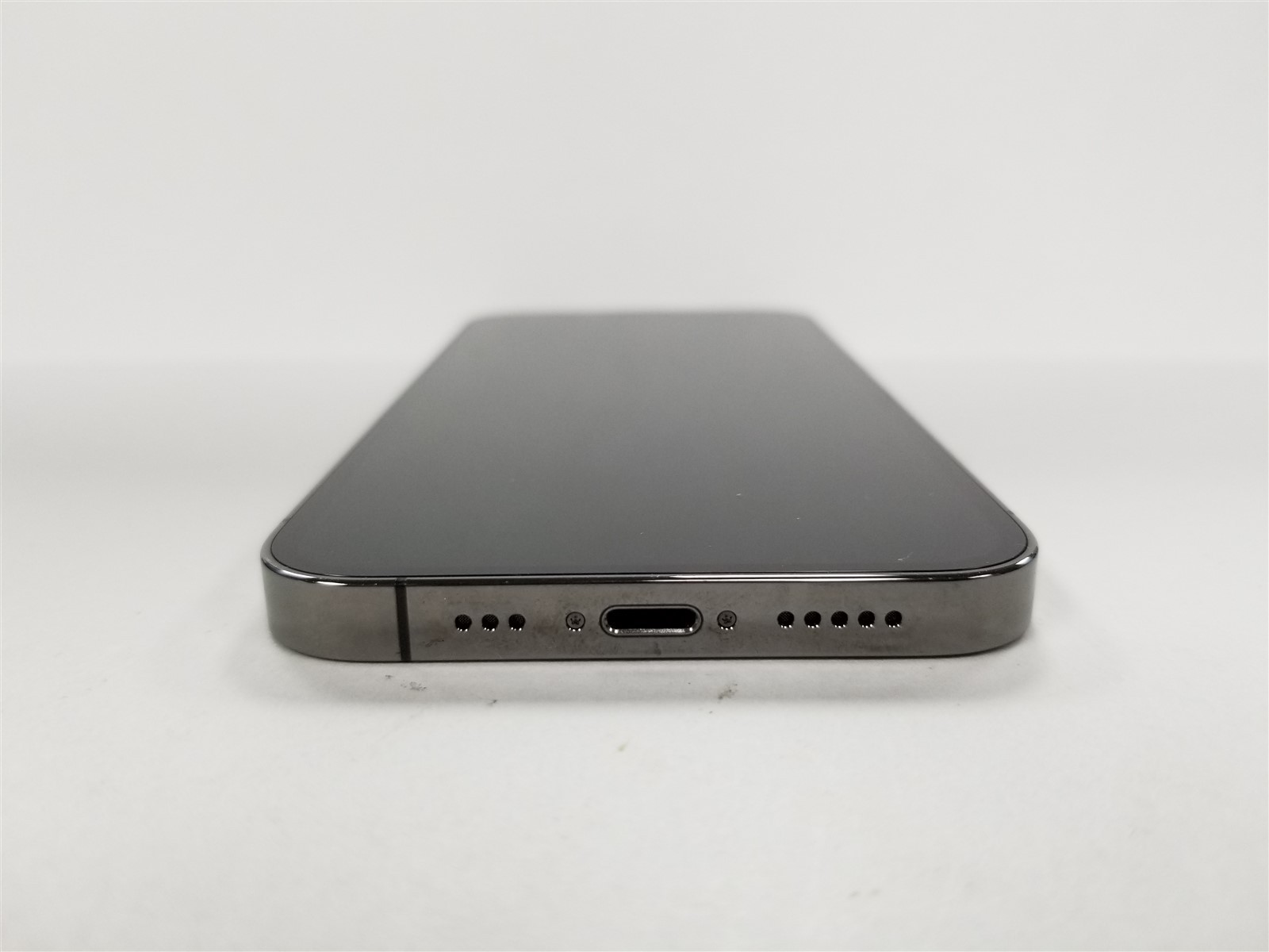 Apple iPhone 13 Pro 1TB Graphite A2483 Unlocked 80% to 89% Battery Health DV8922